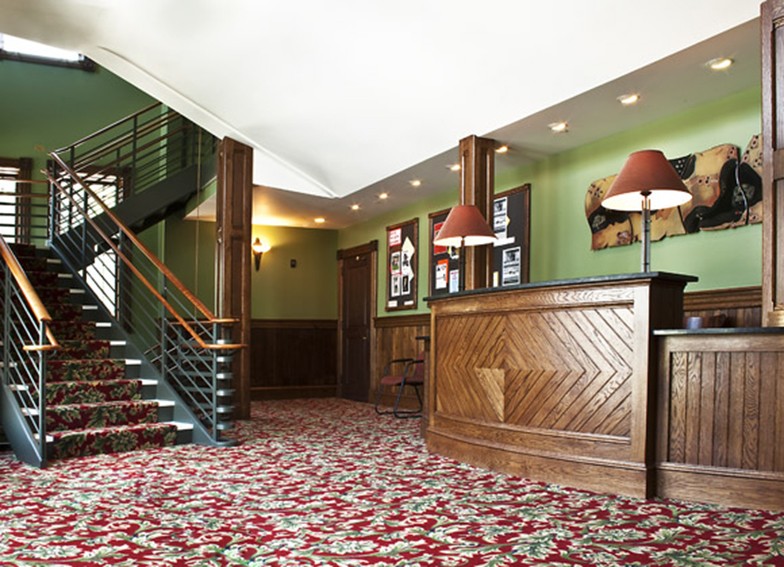 TOWN-HALL-THEATER_3