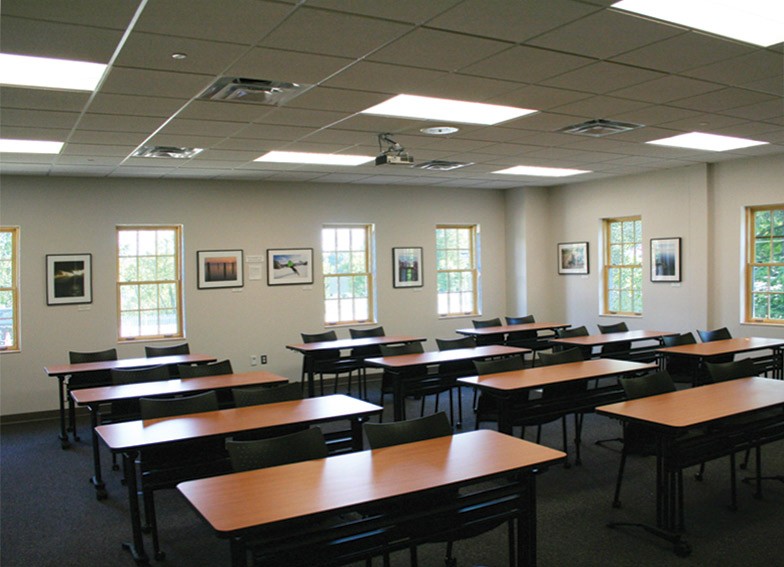 Williston-Interior_MeetingRoom